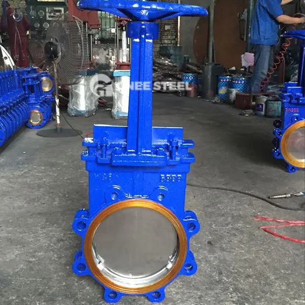 Valvi tal-bieb tas-sikkina manwali