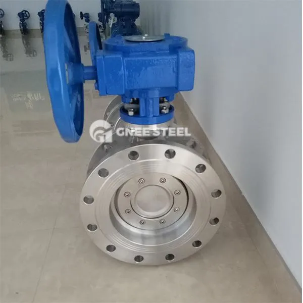 Triple Stainless Steel Offset Valves tal-Farfett